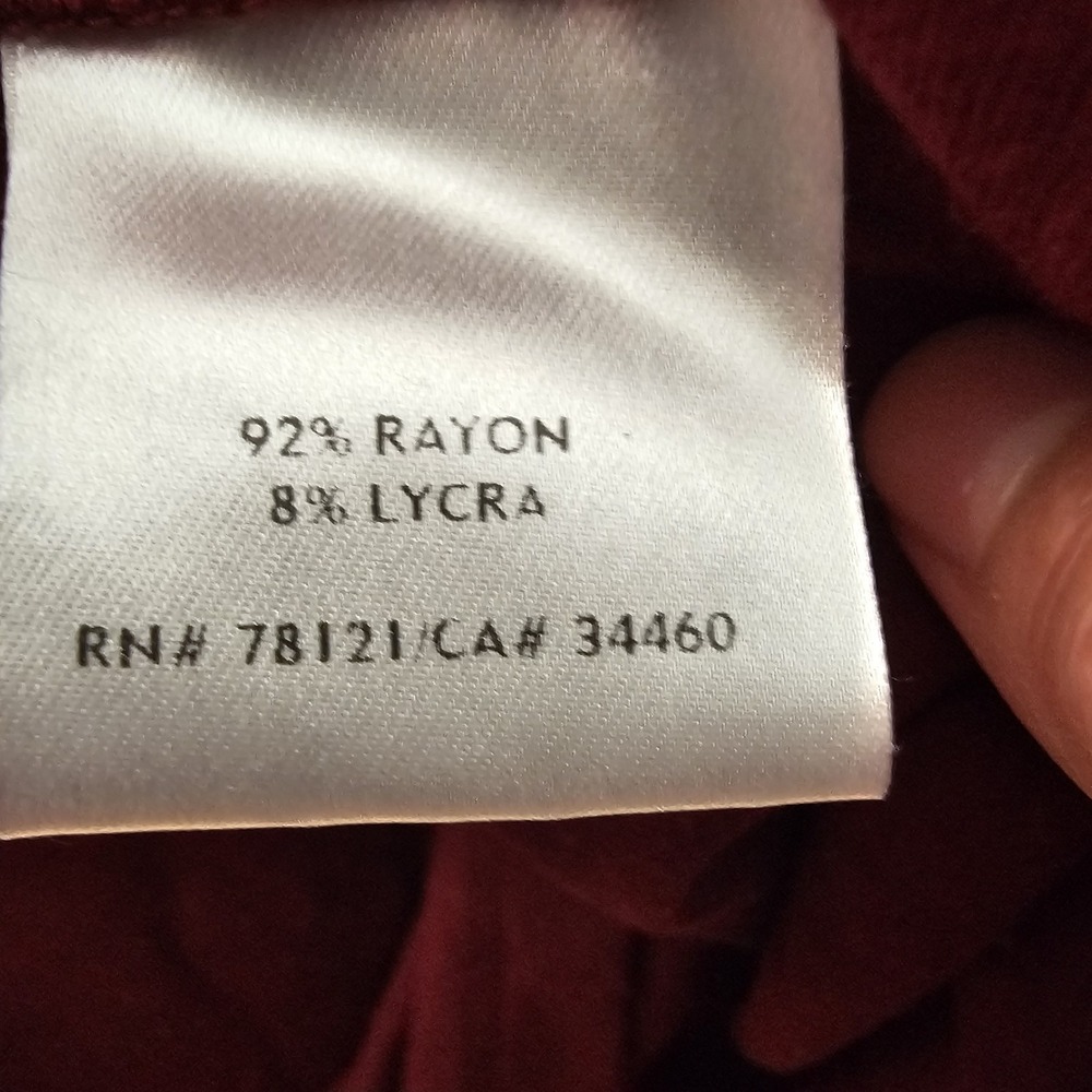 Eileen Fisher Women Small Red Burgundy Top‎ V-Neck 3/4 Sleeve Asymmetric Hem - Picture 6 of 7